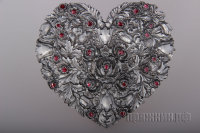 Пряжка сердце из роз
